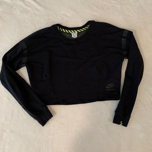 Nike cropped Sweater